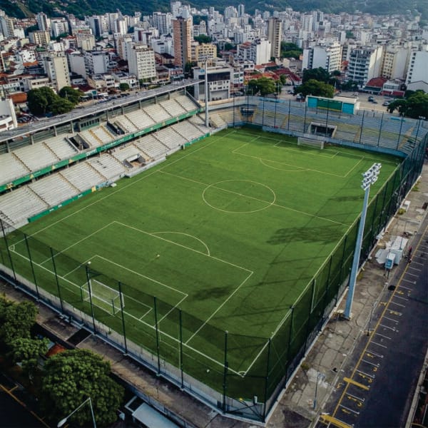 rede-de-protecao-campo-de-futebol